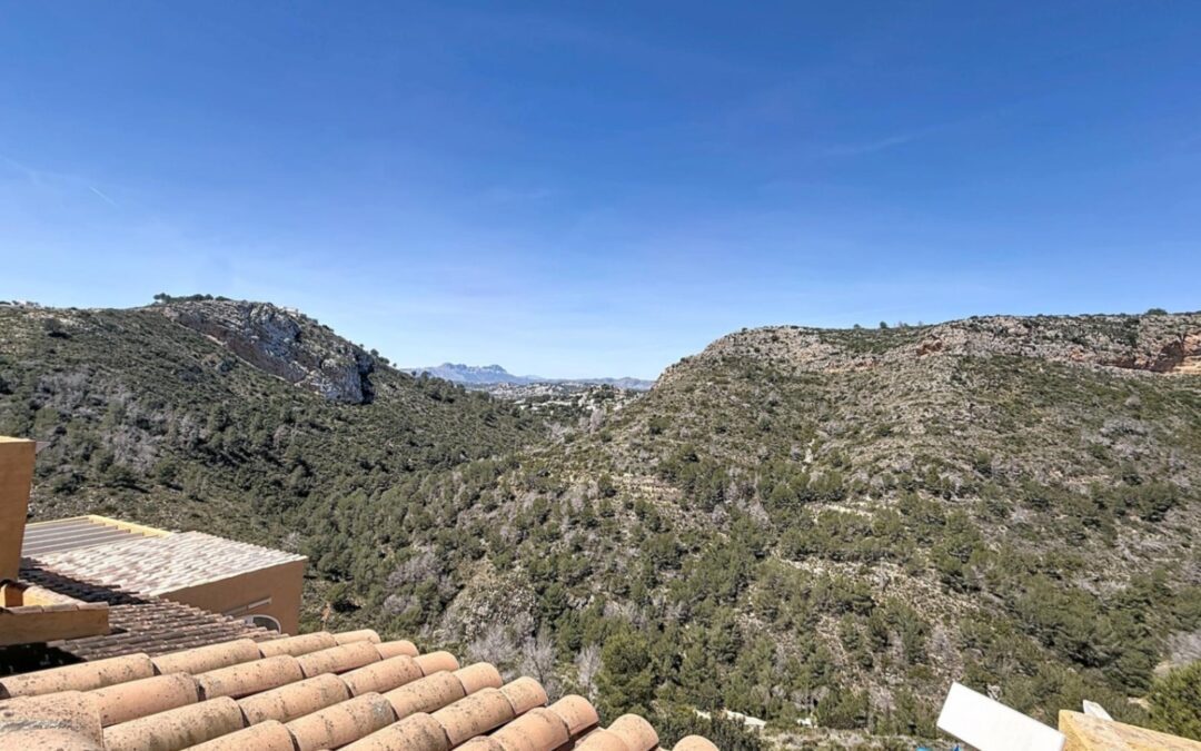 Cumbre del Sol Pueblo Montecala apartamento planta alta con vistas a la montaña
