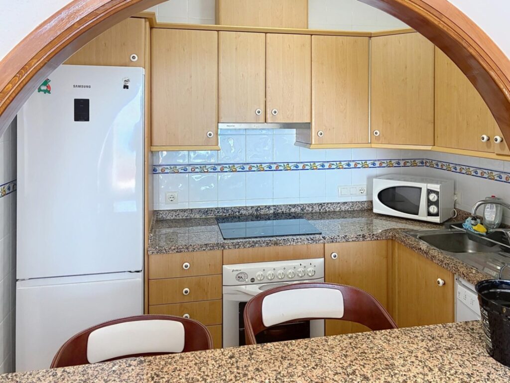 Cumbre del Sol apartment with spectacular panoramic sea views 9
