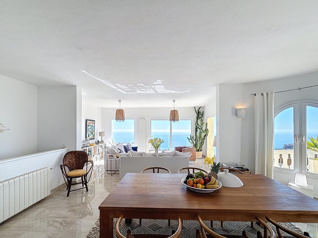 Cumbre del Sol villa renovated with spectacular sea views - 5