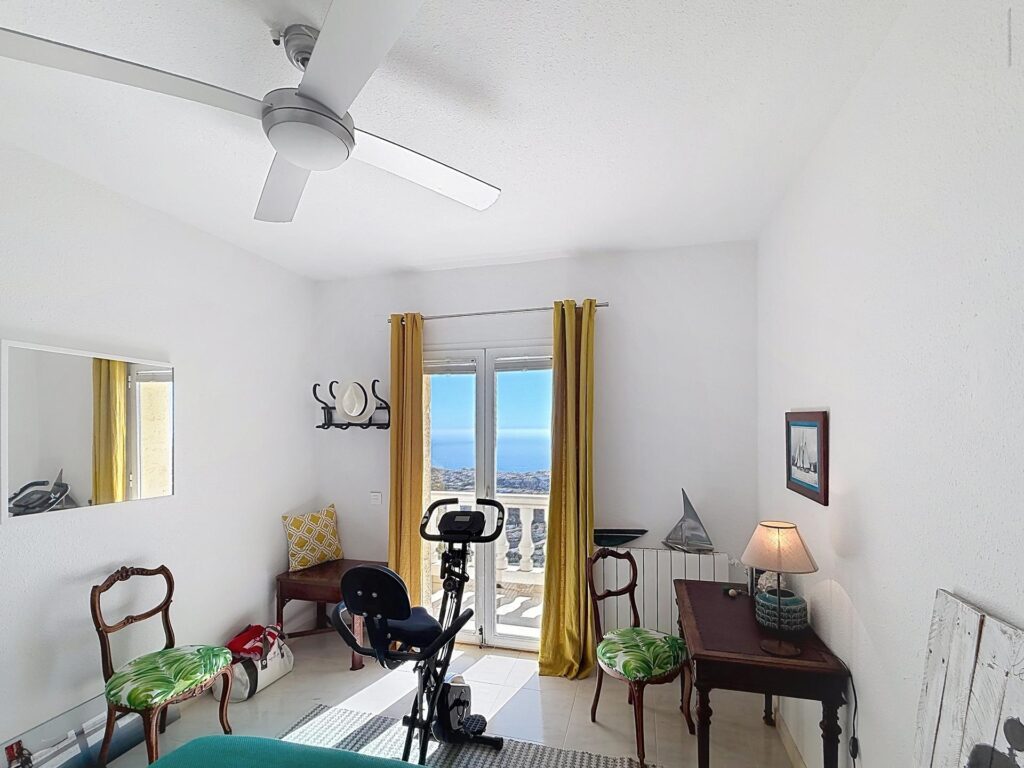 Cumbre del Sol villa renovated with spectacular sea views - 62