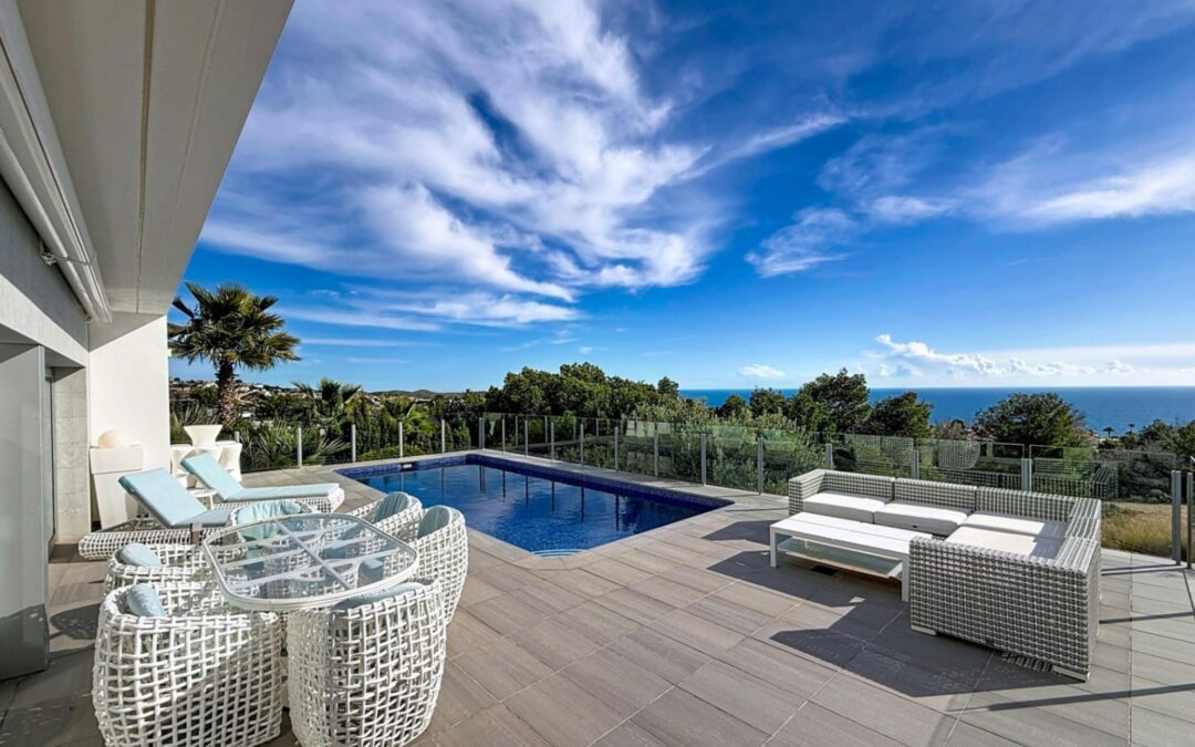 Cumbre del Sol villa de lujo moderno con vistas panorámicas al mar