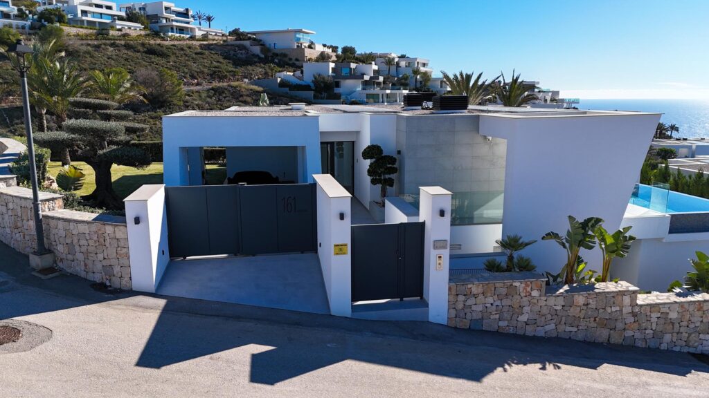 Cumbre del Sol modern luxury villa with panoramic views - 7