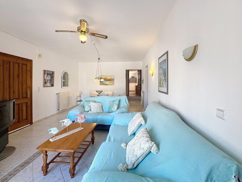 Cumbre del Sol Villa with sea views and private pool 43