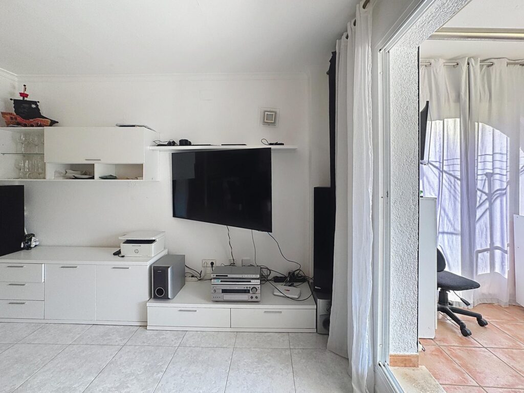 Cumbre del Sol apartment with mountain views in Pueblo Montecala - 5