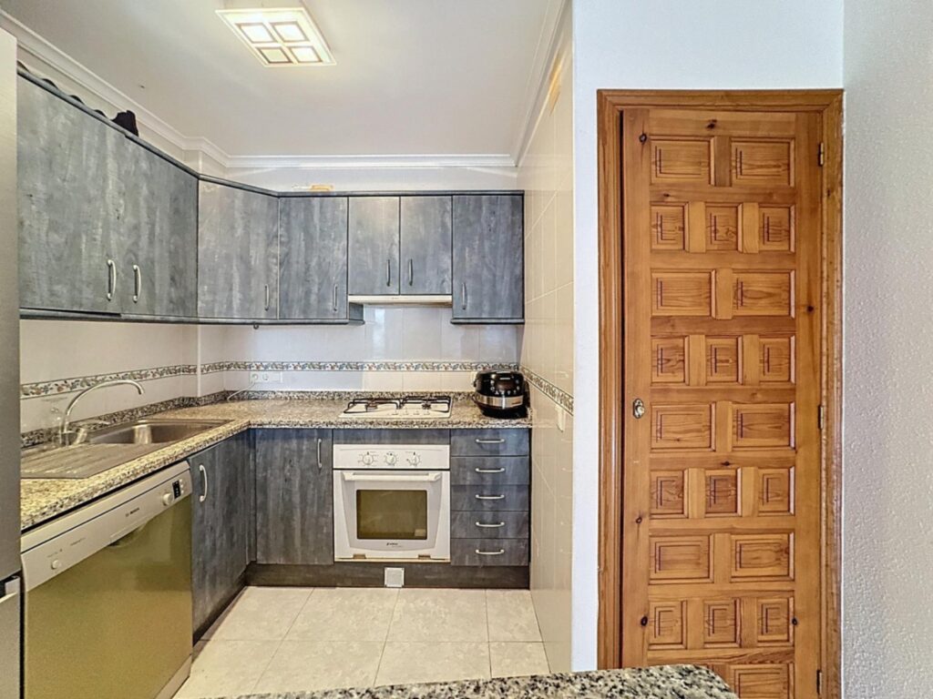 Cumbre del Sol apartment with mountain views in Pueblo Montecala - 8
