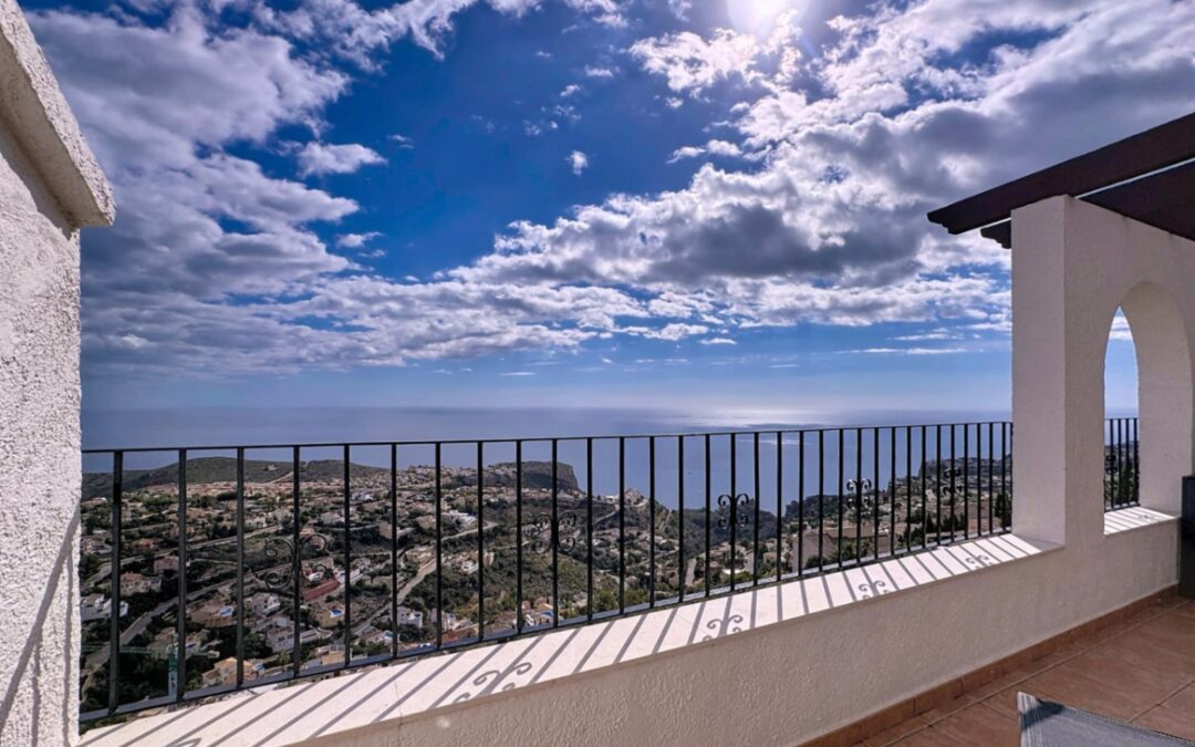 Cumbre del Sol apartamento dúplex con vistas al mar