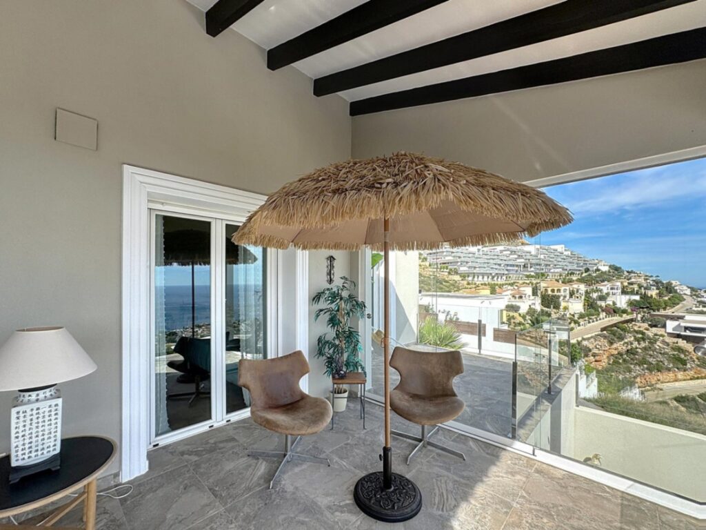 Spectacular villa in Cumbre del Sol with panoramic views and private pool. 29