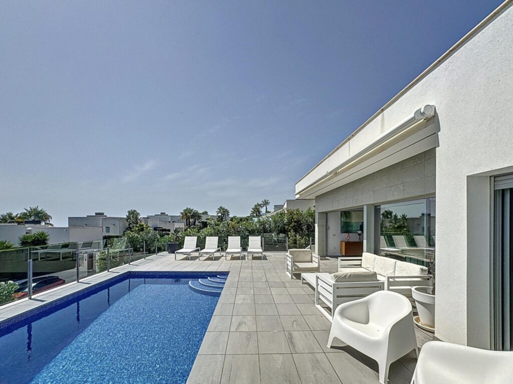 Cumbre del Sol modern villa with sea views - 7