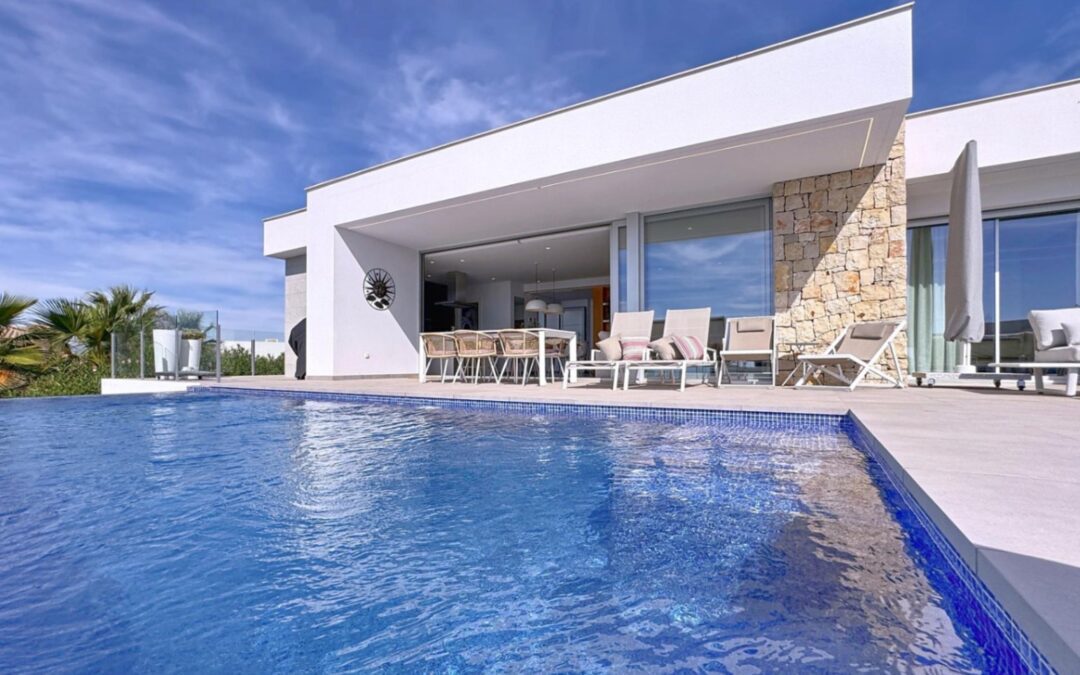 Cumbre del Sol Villa moderna con vistas al mar