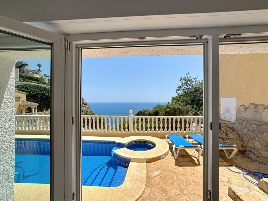 Cumbre del Sol villa con vistas al mar y piscina privada - 28