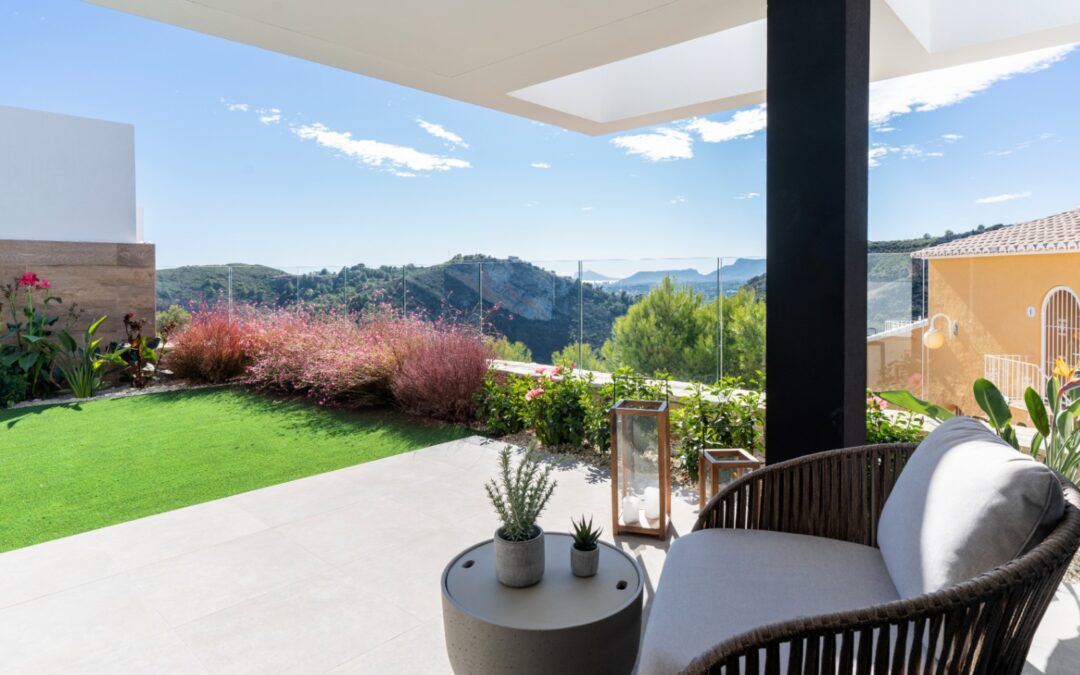 Cumbre del Sol apartamento dúplex con jardín en Montecala Gardens