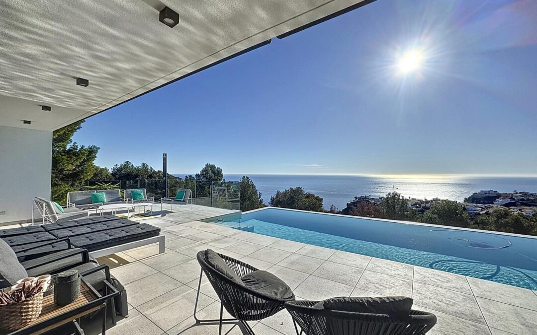 Cumbre del Sol Villa moderna con vistas al mar