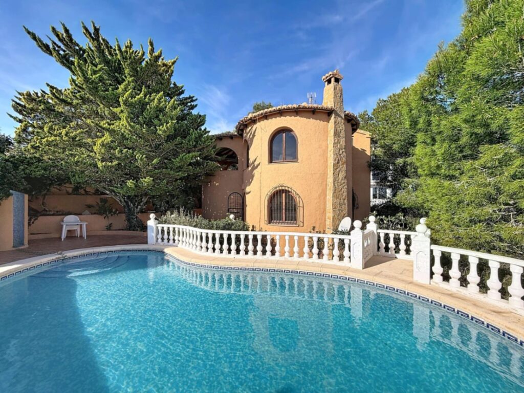 Cumbre del Sol villa con piscina privada y vistas al mar - 1