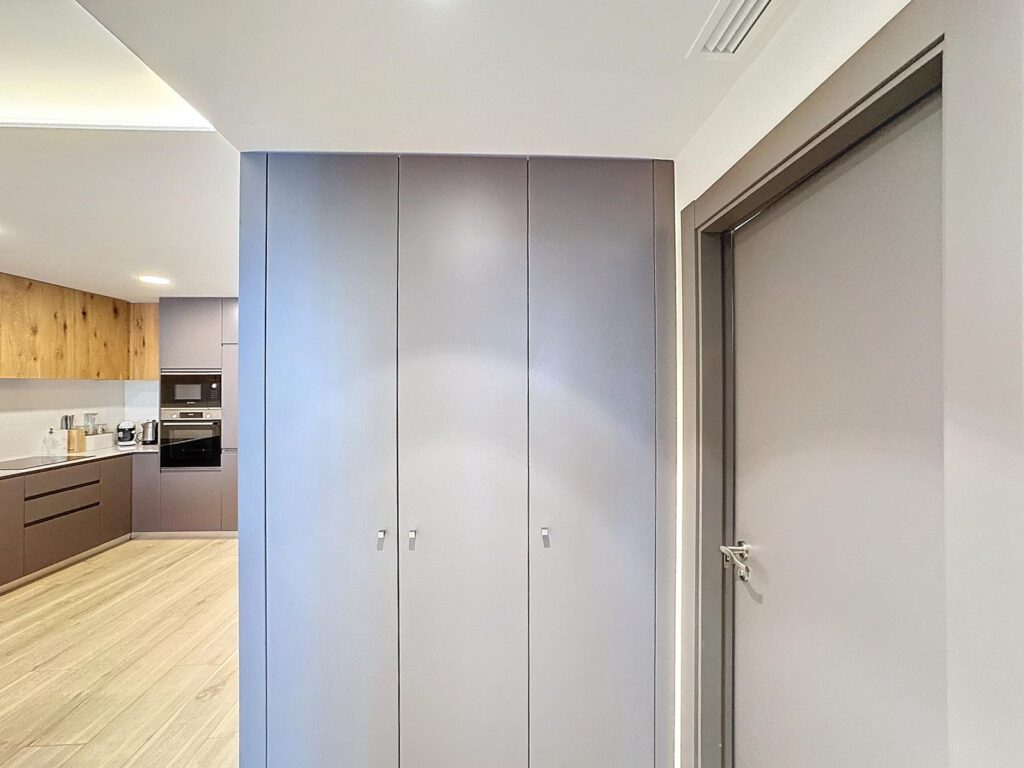 Cumbre del Sol apartamento moderno con jardín privado 20