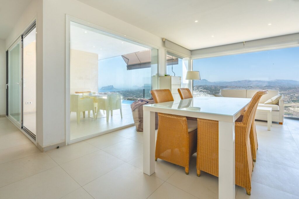 Cumbre del Sol modern villa with sea views - 9
