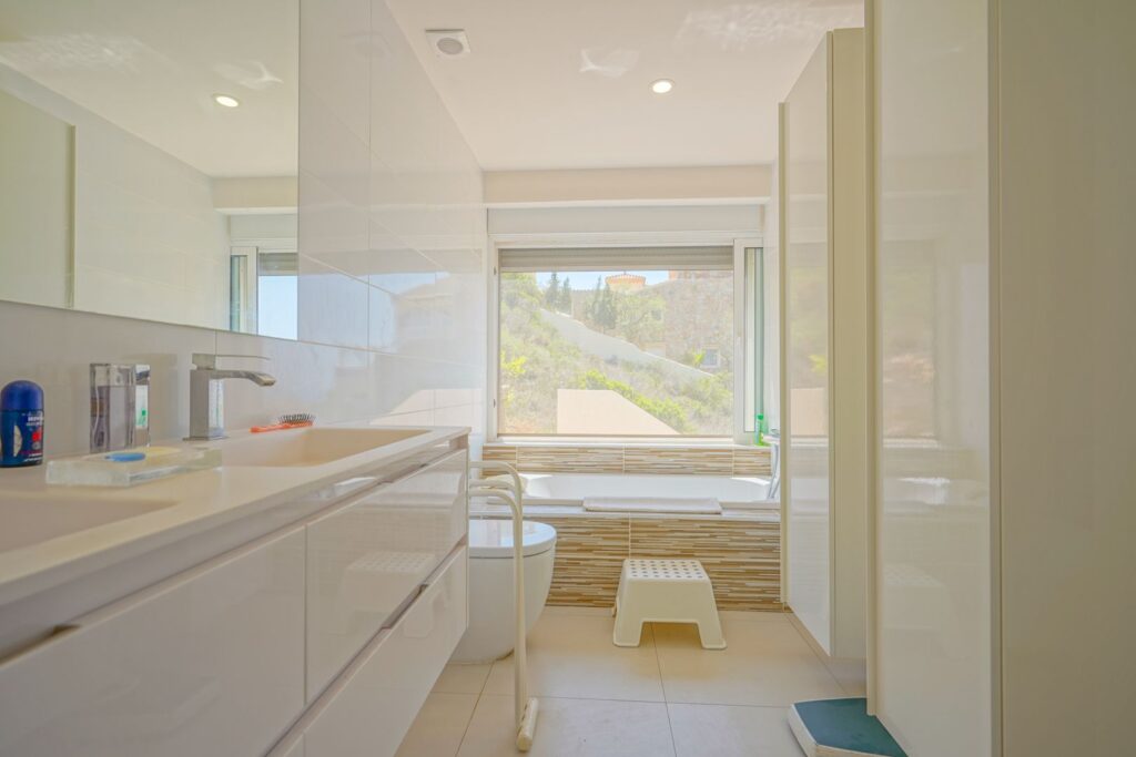 Cumbre del Sol modern villa with sea views - 16