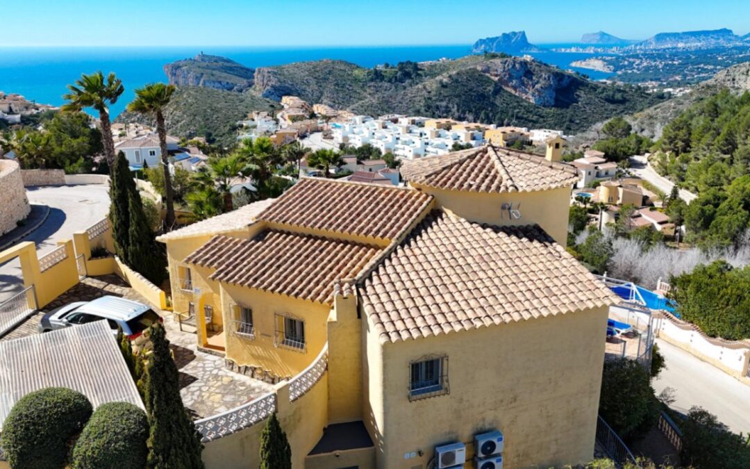 Cumbre del Sol villa con vistas al mar y piscina privada