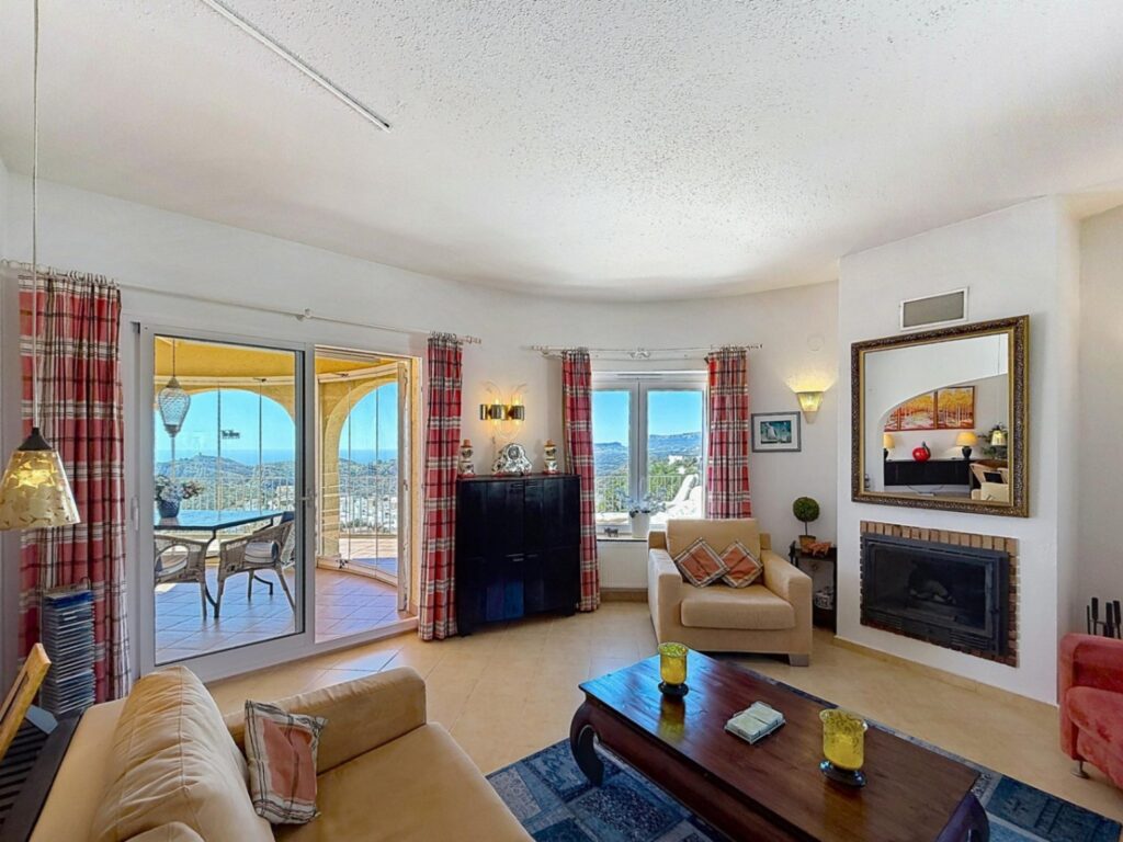 Cumbre del Sol villa with sea views and private pool 7
