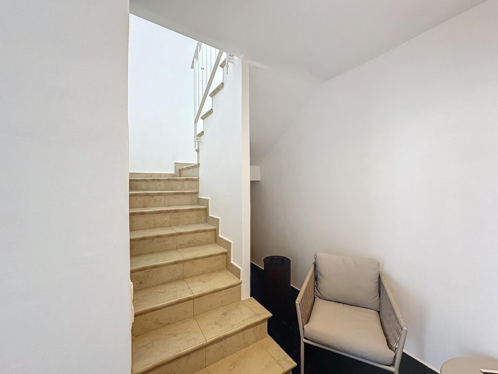 Cumbre del Sol villa with spectacular views 24