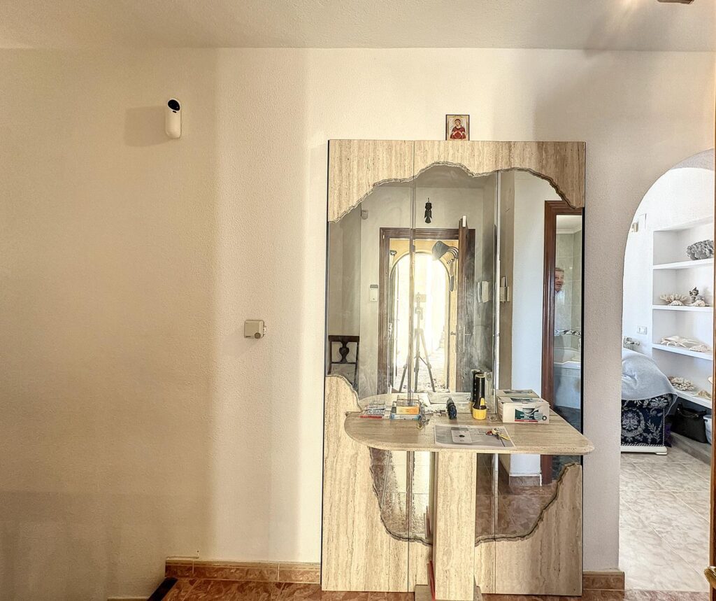 Villa with sea views and private pool 3