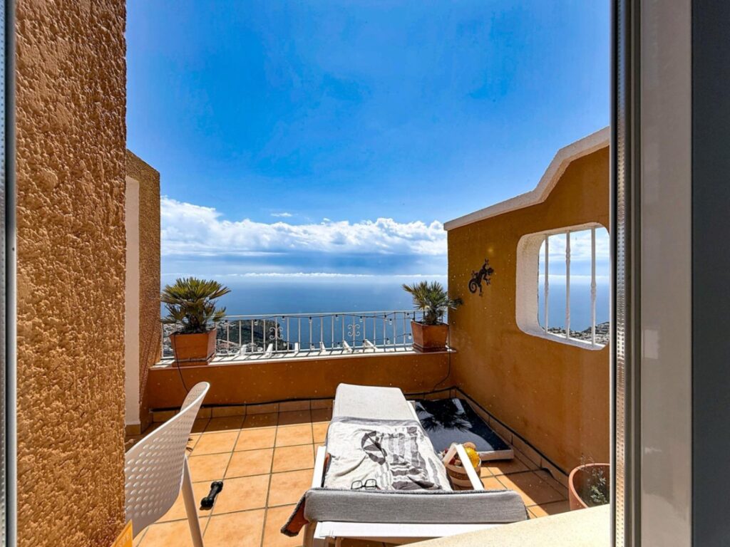 Apartment with spectacular sea views in Pueblo Panorama, Cumbre del Sol 6