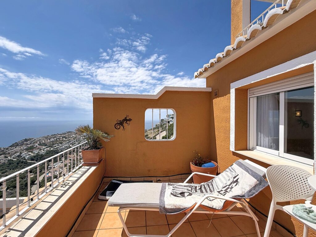 Apartment with spectacular sea views in Pueblo Panorama, Cumbre del Sol 9
