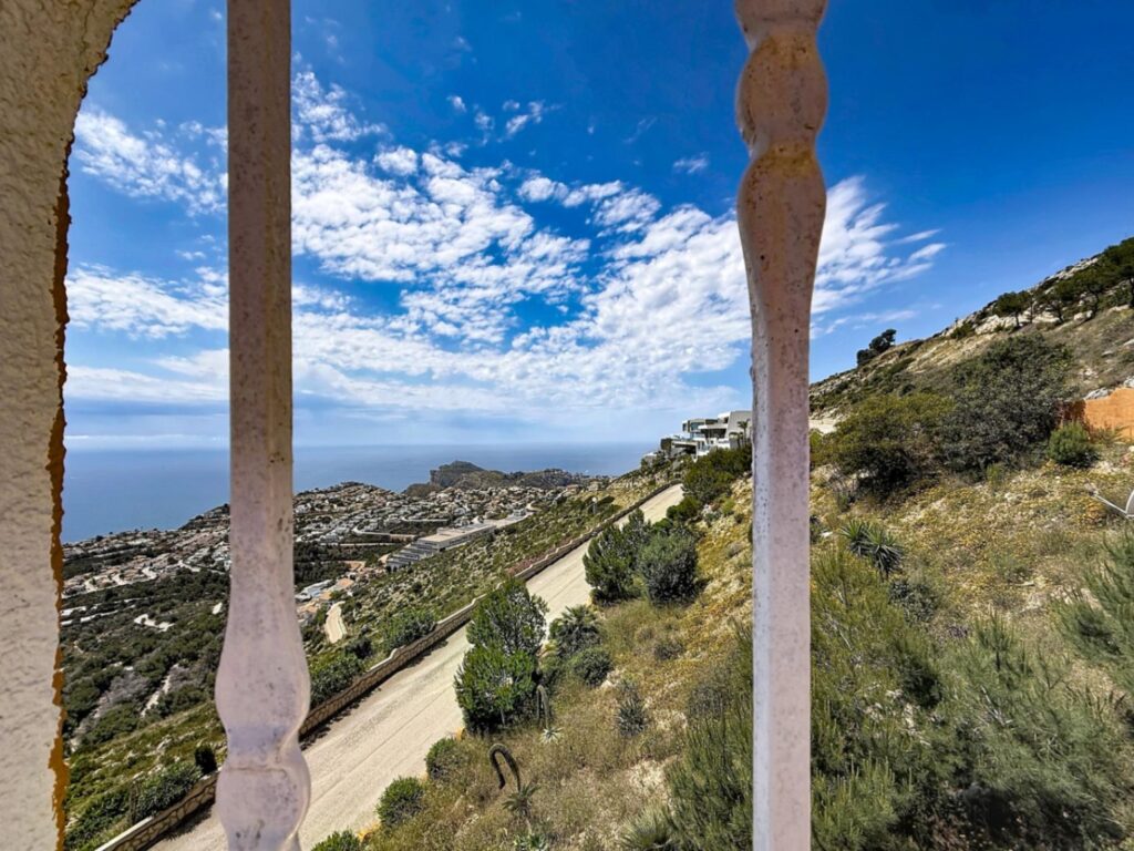 Apartment with spectacular sea views in Pueblo Panorama, Cumbre del Sol 35