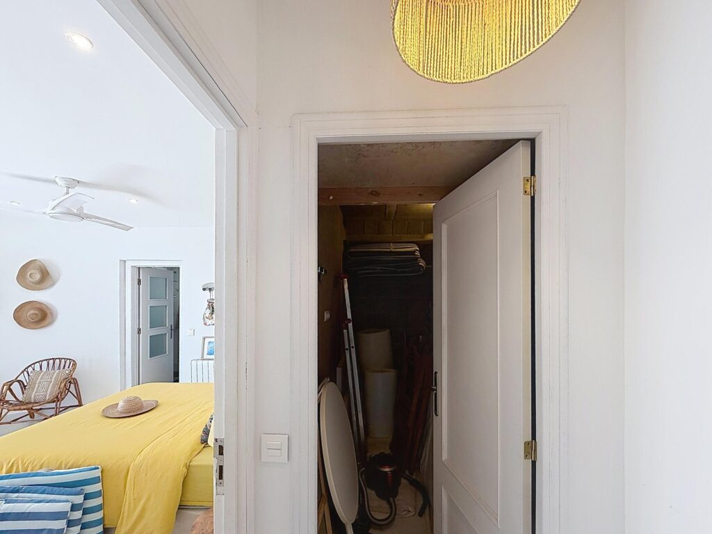 Cumbre del Sol villa gerenoveerd met spectaculair uitzicht op zee 35
