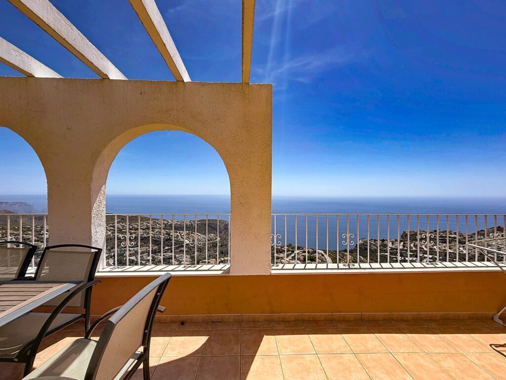 Apartamento dúplex en Pueblo Panorama, Cumbre del Sol, con vistas al mar y al Portet de Moraira - 2