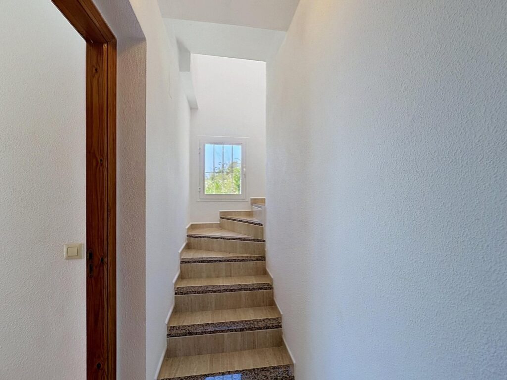 Apartamento dúplex en Pueblo Panorama, Cumbre del Sol, con vistas al mar y al Portet de Moraira - 29