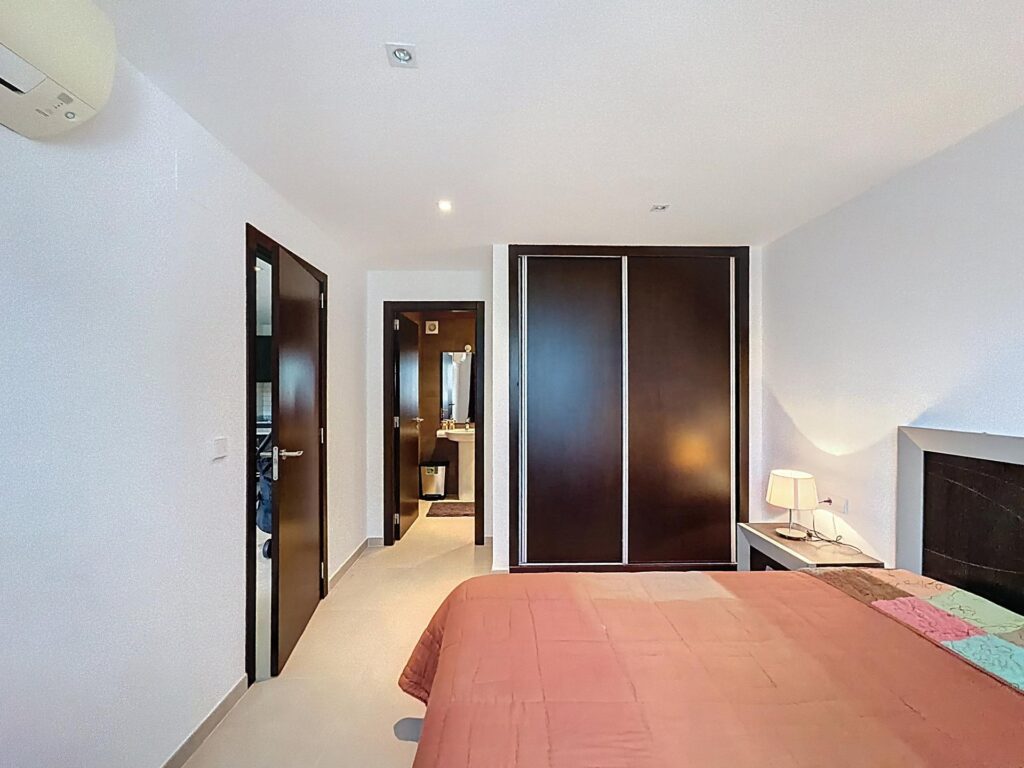 Moderne Villa am Cumbre del Sol mit Meerblick 39
