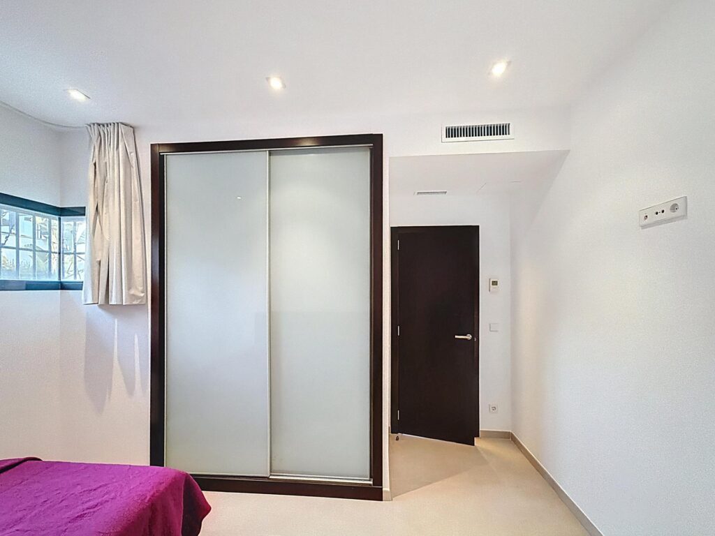 Moderne Villa am Cumbre del Sol mit Meerblick 70