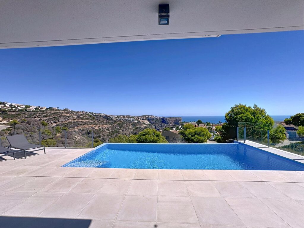 Villa moderne Cumbre del Sol avec vue sur la mer et piscine privée 12