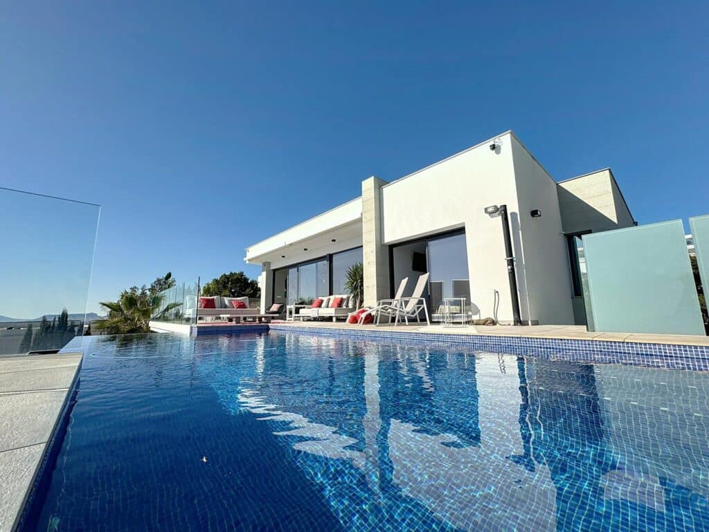 Cumbre del Sol Modern villa with sea views 23