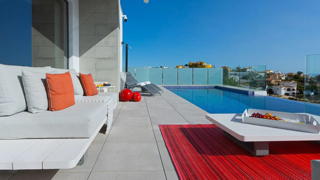 Cumbre del Sol Modern villa with sea views 26