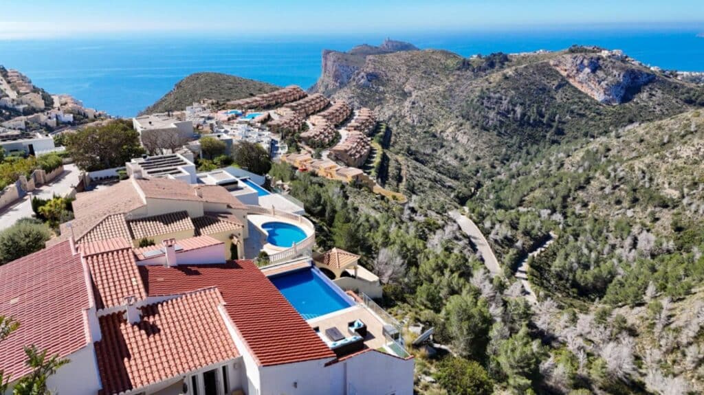 Cumbre del Sol, Luxe villa met panoramisch zeezicht in Magnolias 1