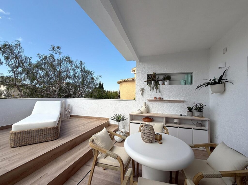 Renovated villa in Fresnos, Cumbre del Sol, Costa Blanca North 14
