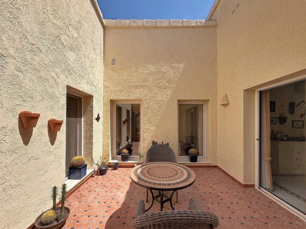 Villa in residential Magnolias, Cumbre del Sol, Costa Blanca North. 19