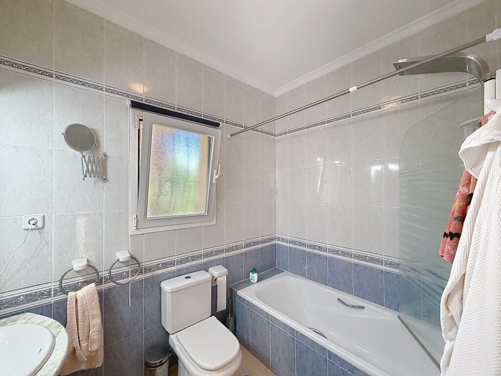Villa in residential Magnolias, Cumbre del Sol, Costa Blanca North. 27