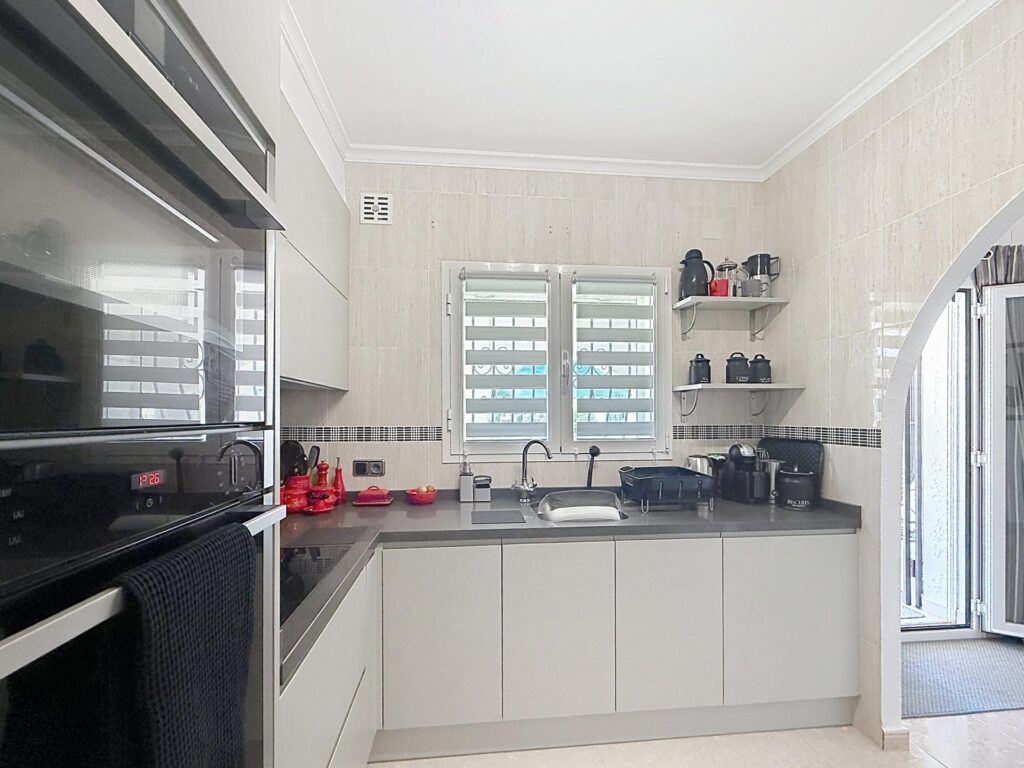 Villa independiente con vistas al mar y piscina climatizada Kalmias Cumbre del Sol Costa Blanca Norte 16
