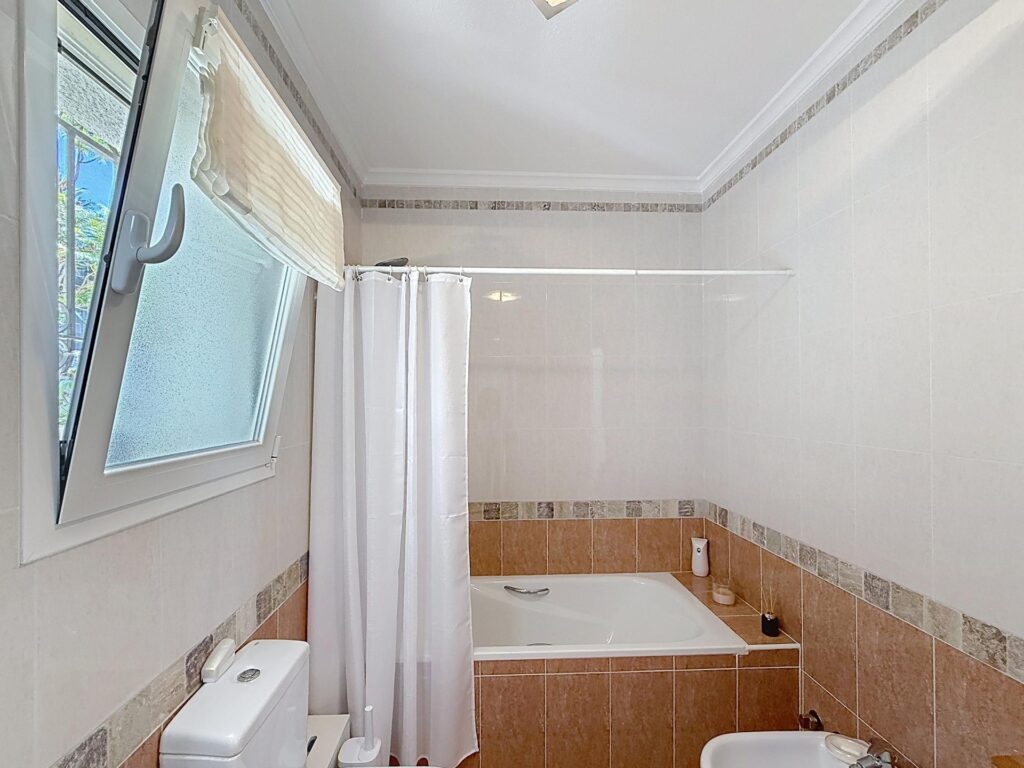 Villa independiente con vistas al mar y piscina climatizada Kalmias Cumbre del Sol Costa Blanca Norte 21