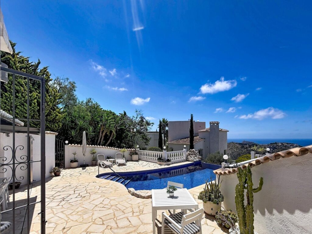Villa independiente con vistas al mar y piscina climatizada Kalmias Cumbre del Sol Costa Blanca Norte 35
