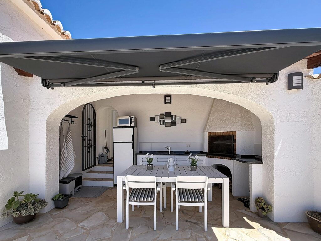Villa independiente con vistas al mar y piscina climatizada Kalmias Cumbre del Sol Costa Blanca Norte 38