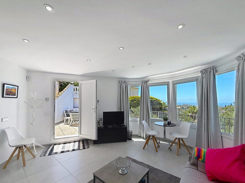 Villa independiente con vistas al mar y piscina climatizada Kalmias Cumbre del Sol Costa Blanca Norte 46