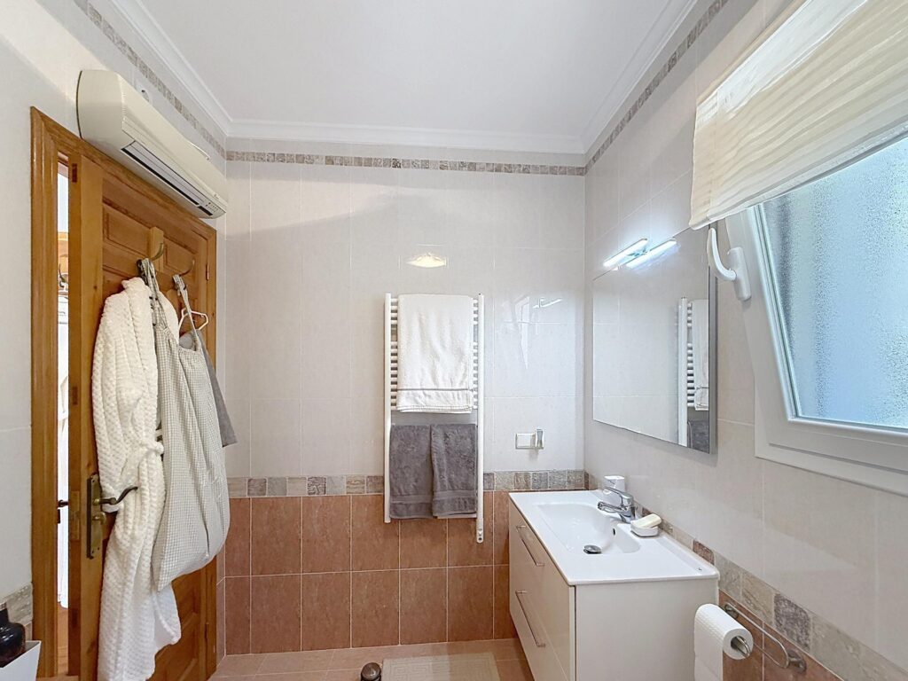 Independent villa with sea views and heated pool Kalmias Cumbre del Sol Costa Blanca North 22