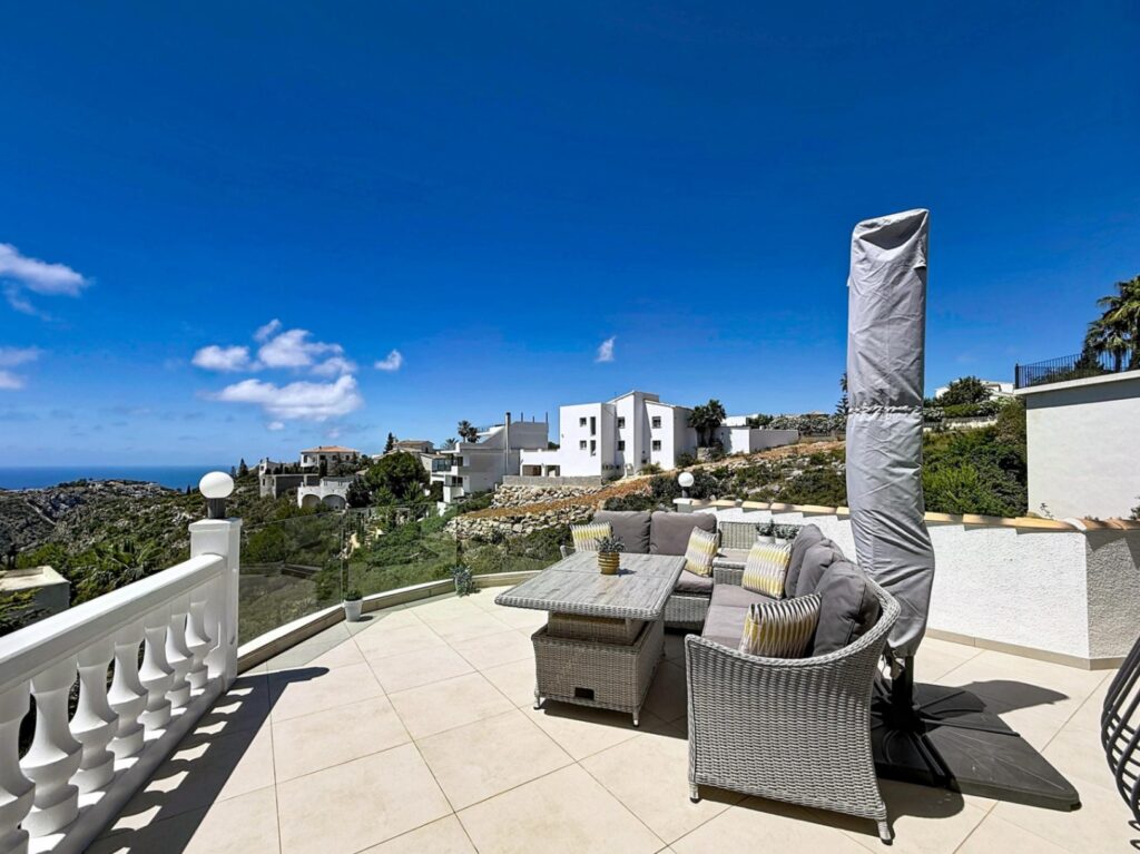 Independent villa with sea views and heated pool Kalmias Cumbre del Sol Costa Blanca North 34