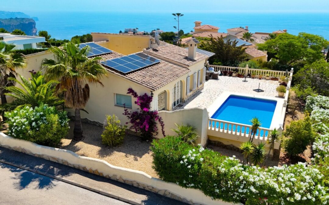 Villa en residencial magnolias cumbre del sol costa blanca norte