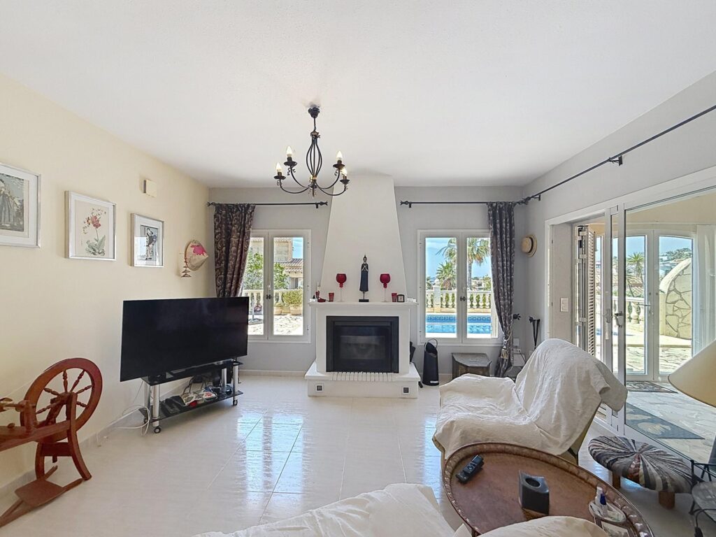 Villa in residential Magnolias, Cumbre del Sol, Costa Blanca North. 6