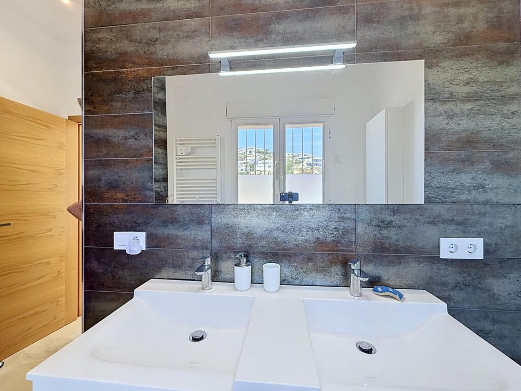 Villa in Lirios, Cumbre del Sol, Costa Blanca North 39