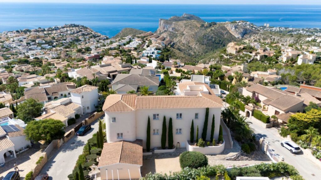 Villa in Lirios, Cumbre del Sol, Costa Blanca Nord 1